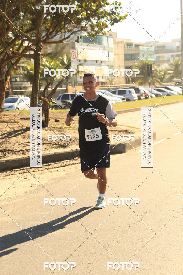 Buy your photos of the eventValverde Runner on Fotop