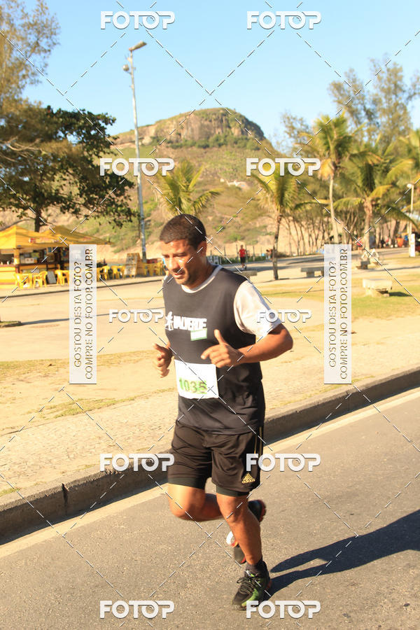Buy your photos of the eventValverde Runner on Fotop