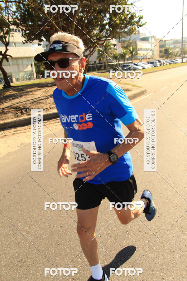 Buy your photos of the eventValverde Runner on Fotop