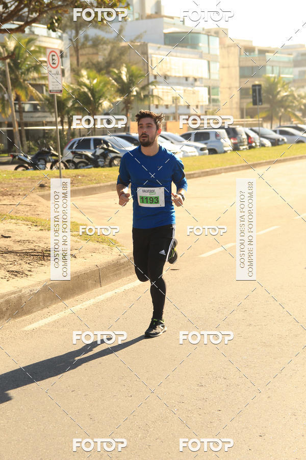 Buy your photos of the eventValverde Runner on Fotop