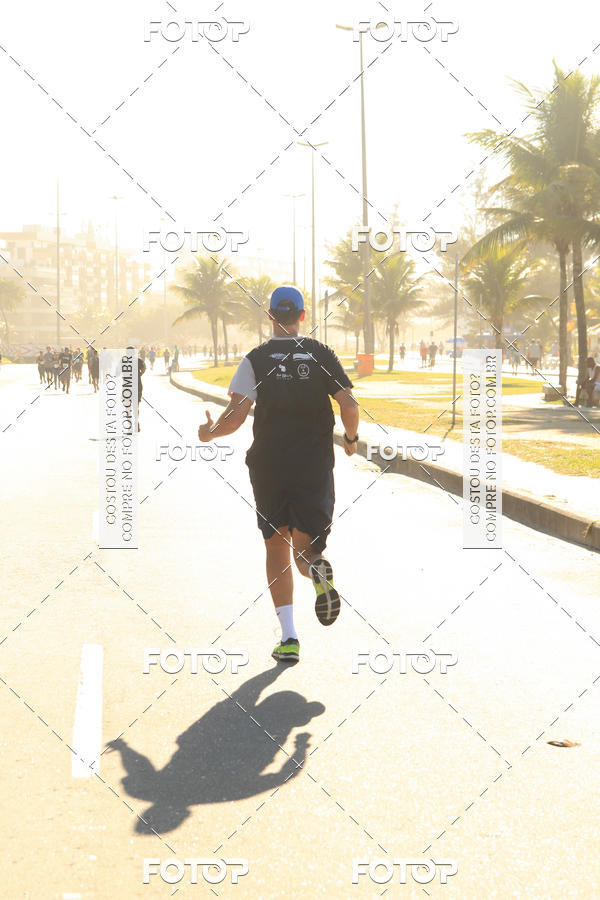 Buy your photos of the eventValverde Runner on Fotop
