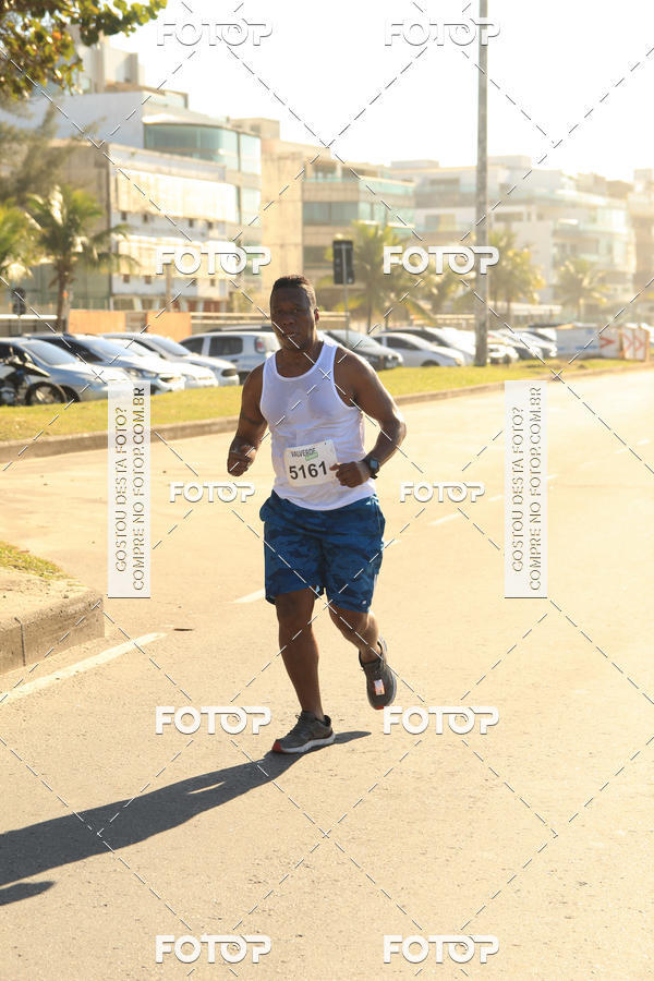 Buy your photos of the eventValverde Runner on Fotop