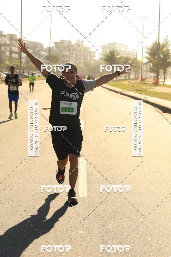 Buy your photos of the eventValverde Runner on Fotop