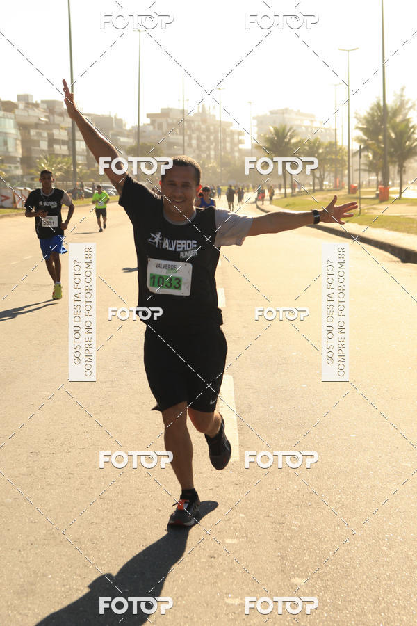 Buy your photos of the eventValverde Runner on Fotop