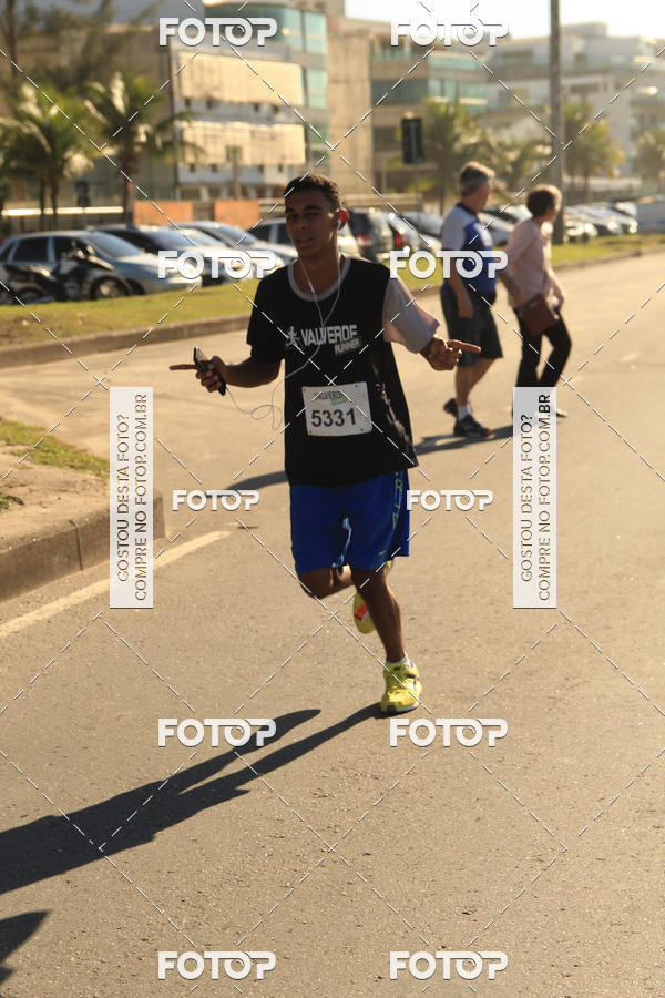 Buy your photos of the eventValverde Runner on Fotop
