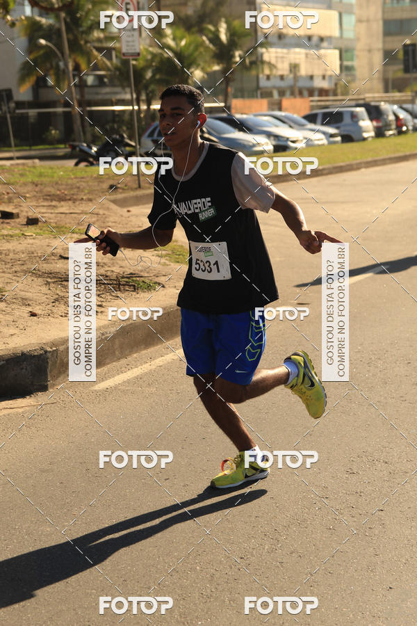 Buy your photos of the eventValverde Runner on Fotop