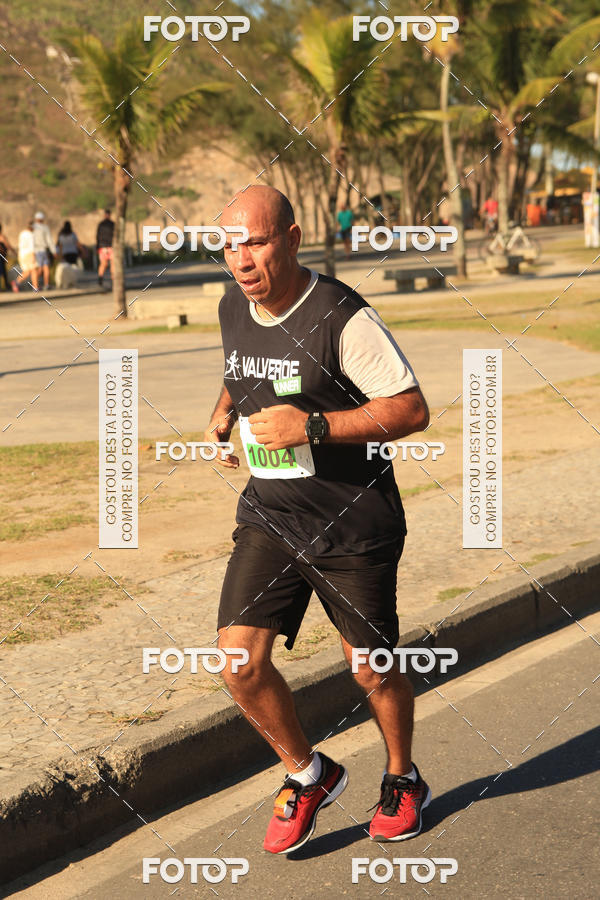 Buy your photos of the eventValverde Runner on Fotop