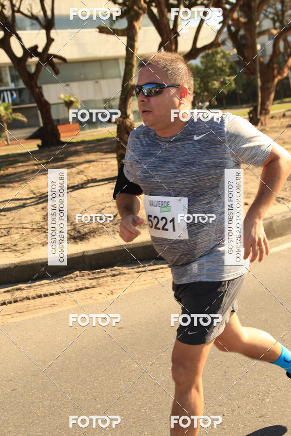 Buy your photos of the eventValverde Runner on Fotop