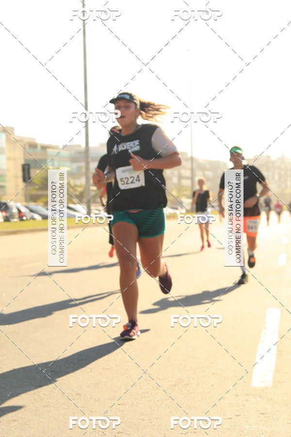 Buy your photos of the eventValverde Runner on Fotop