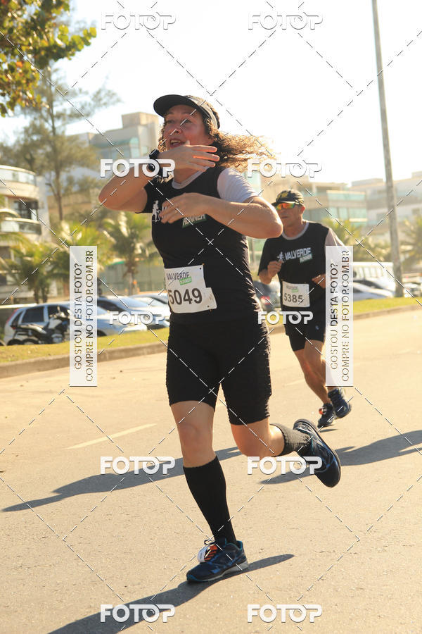 Buy your photos of the eventValverde Runner on Fotop