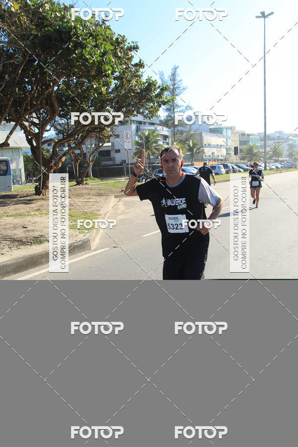 Buy your photos of the eventValverde Runner on Fotop