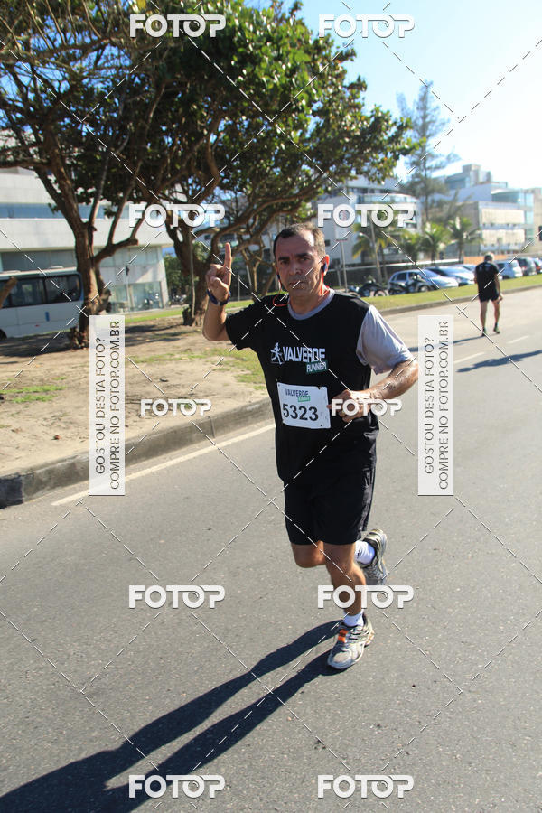 Buy your photos of the eventValverde Runner on Fotop