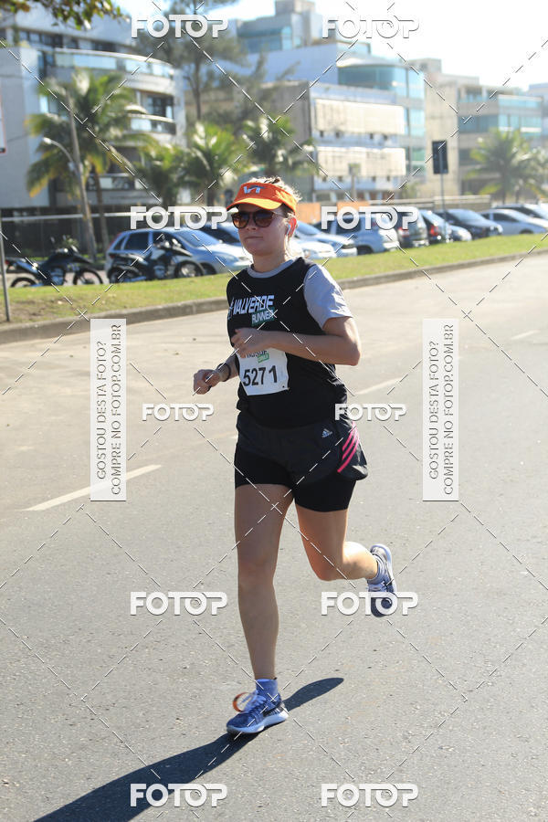 Buy your photos of the eventValverde Runner on Fotop