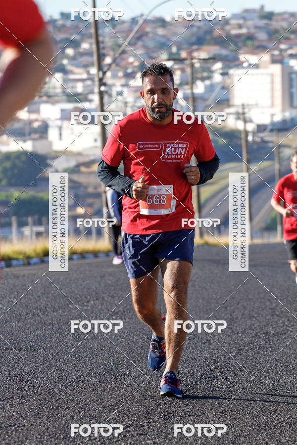 Buy your photos of the eventSANTANDER TRACK&FIELD RUN SERIES Franca Shopping on Fotop