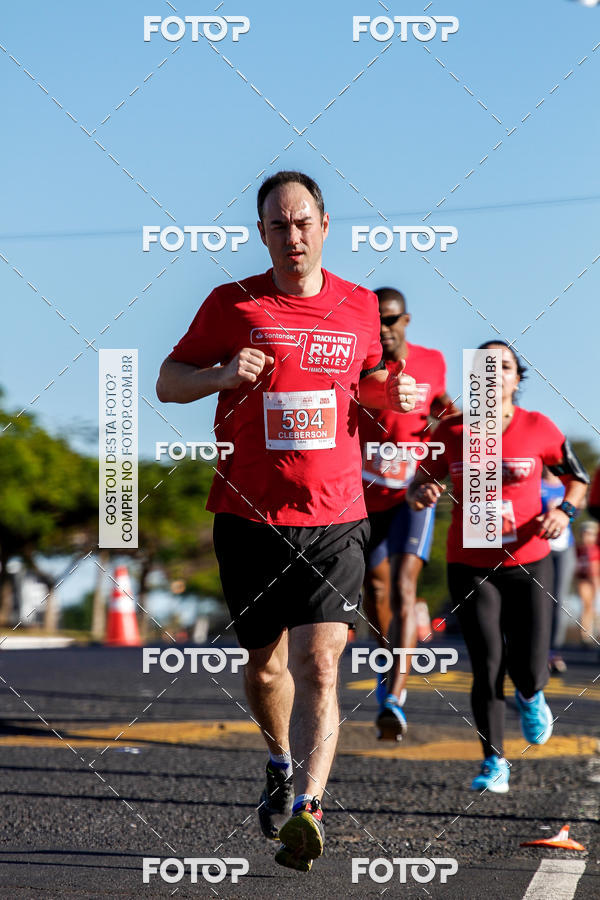Buy your photos of the eventSANTANDER TRACK&FIELD RUN SERIES Franca Shopping on Fotop