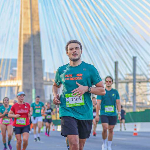Run The Bridge 2025 no Fotop