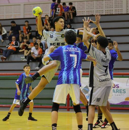 JOGOS ESCOLARES DO ESPRITO SANTO - GUARAPARI - HANDEBOL- INFANTIL  sur Fotop