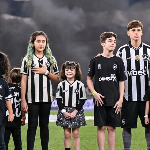 Botafogo x Vitria - Crianas on Fotop