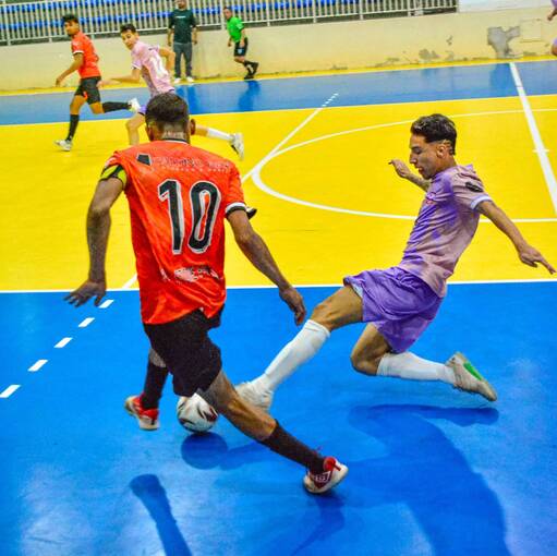 Kzm Futsal Vs Royal Store on Fotop
