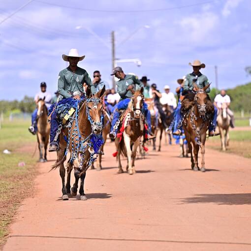 Cavalgada da Festa do Vaqueiri Raiz 2025 in Fotop