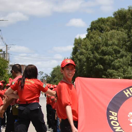 Portada del evento 7 de setembro desfile Santa Cruz 