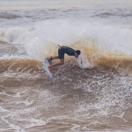 SURF NO BARROTE En Fotop