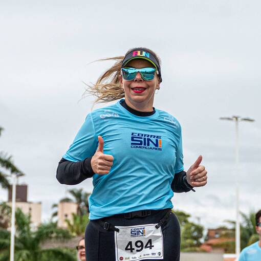 CORRE SIN! COMERCIRIOS on Fotop
