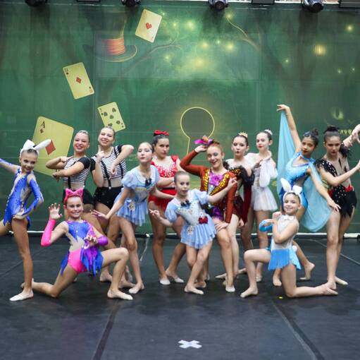 Event cover Apresentao Alice no Pas das Maravilhas 