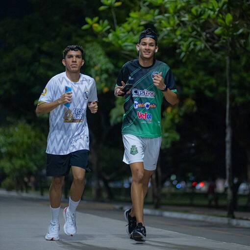 Treino a noite no Bosque das Arapiracas En Fotop