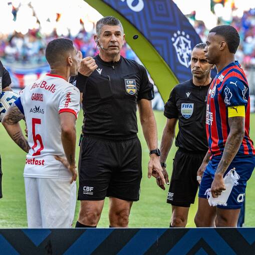 BAHIA X BRAGANTINO (RBITROS)  no Fotop