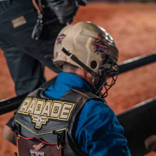 Event cover Cowboy de A�o - Montaria em touros