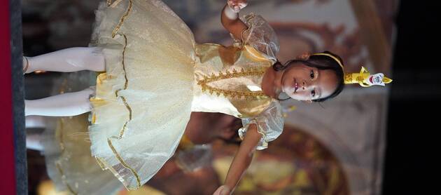 Event cover Espet�culo Bela e a Fera - Casa Pli�