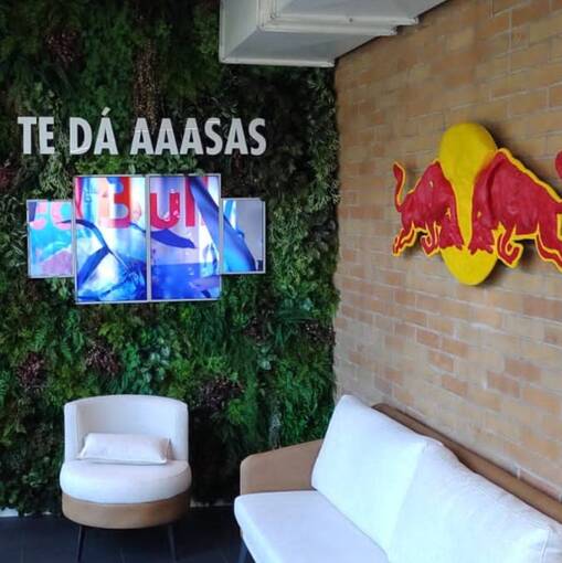 Couverture de l'vnement ON THE ROAD - Red Bull