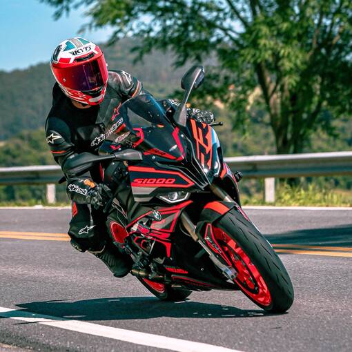Couverture de l'vnement Fotos de motos na REPRESA  - 07.12.25 - Salespolis