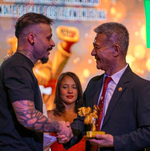 Copertura dell'evento Baile de gala e premia��o dos melhores do Ano