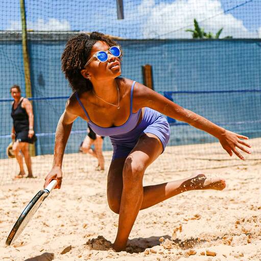 Event cover Torneio Vivi� Sunglasses Elas na Areia de Beach Tennis