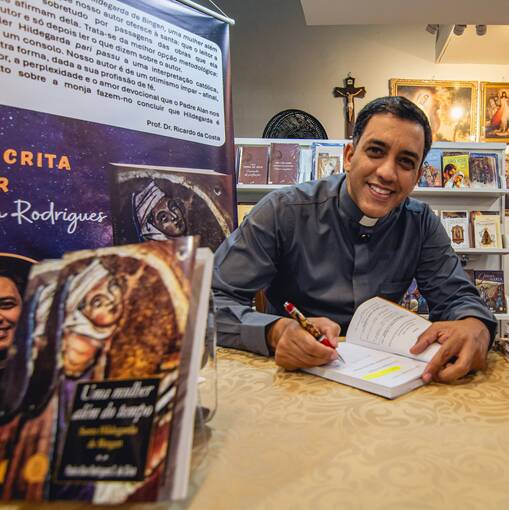 Event cover Lan�amento do livro do Padre Alan Rodrigues