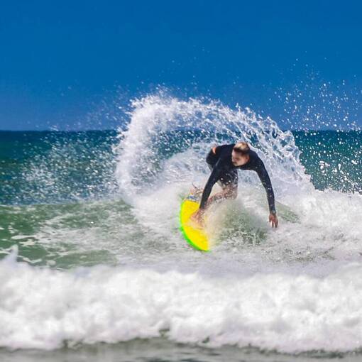 Event cover Escola de Surf Sabrina Carrijo - S�bado 14/02 