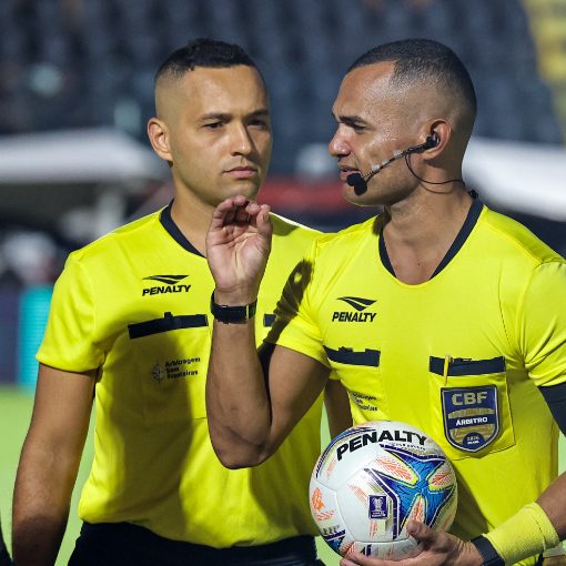 Event cover VIT�RIA X PIAU� - �RBITROS 