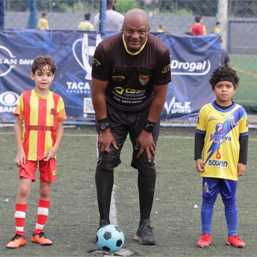 Event cover 18/04/26 | AT5 |  1� Rodada (M1) - Amistoso AT5 -  Amistoso AT5 FC | Sub 07, Sub 09. Sub 11, Sub 13, Sub 15 e Sub 17