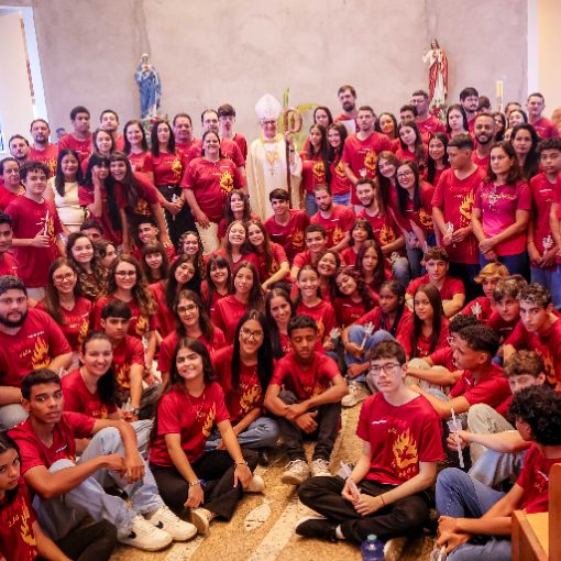 Event cover Crisma Igreja Sagrada Fam�lia