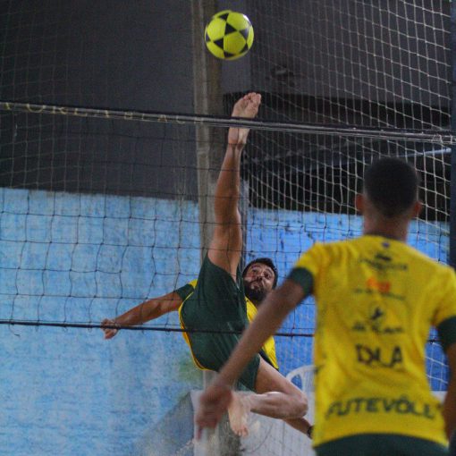 Capa do evento TORNEIO ABERTO DE FUTEV�LEI - CT MONSTR�O