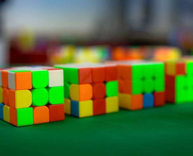 Event cover FEIRA DE PROFISSÕES 2026/2: Introdução à Algoritmos com o Cubo Mágico