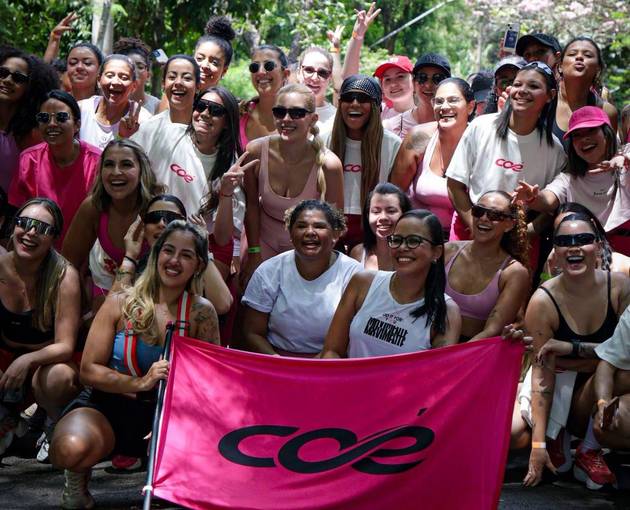 Event cover Coé - A Rua é Delas - Outubro Rosa