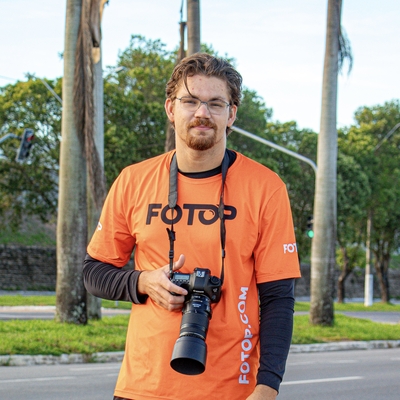 Eduardo Clicks