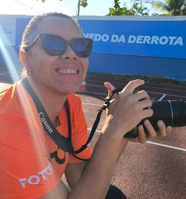 Cristiane Menezes Apolinrio