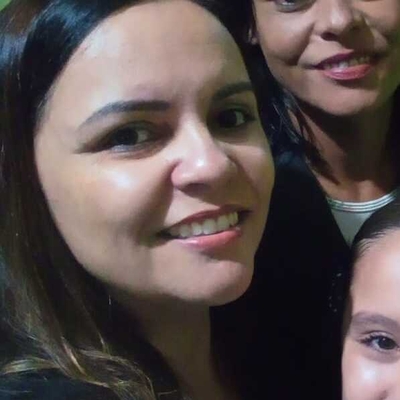 Rosangela Fernandes Martins Oliveira
